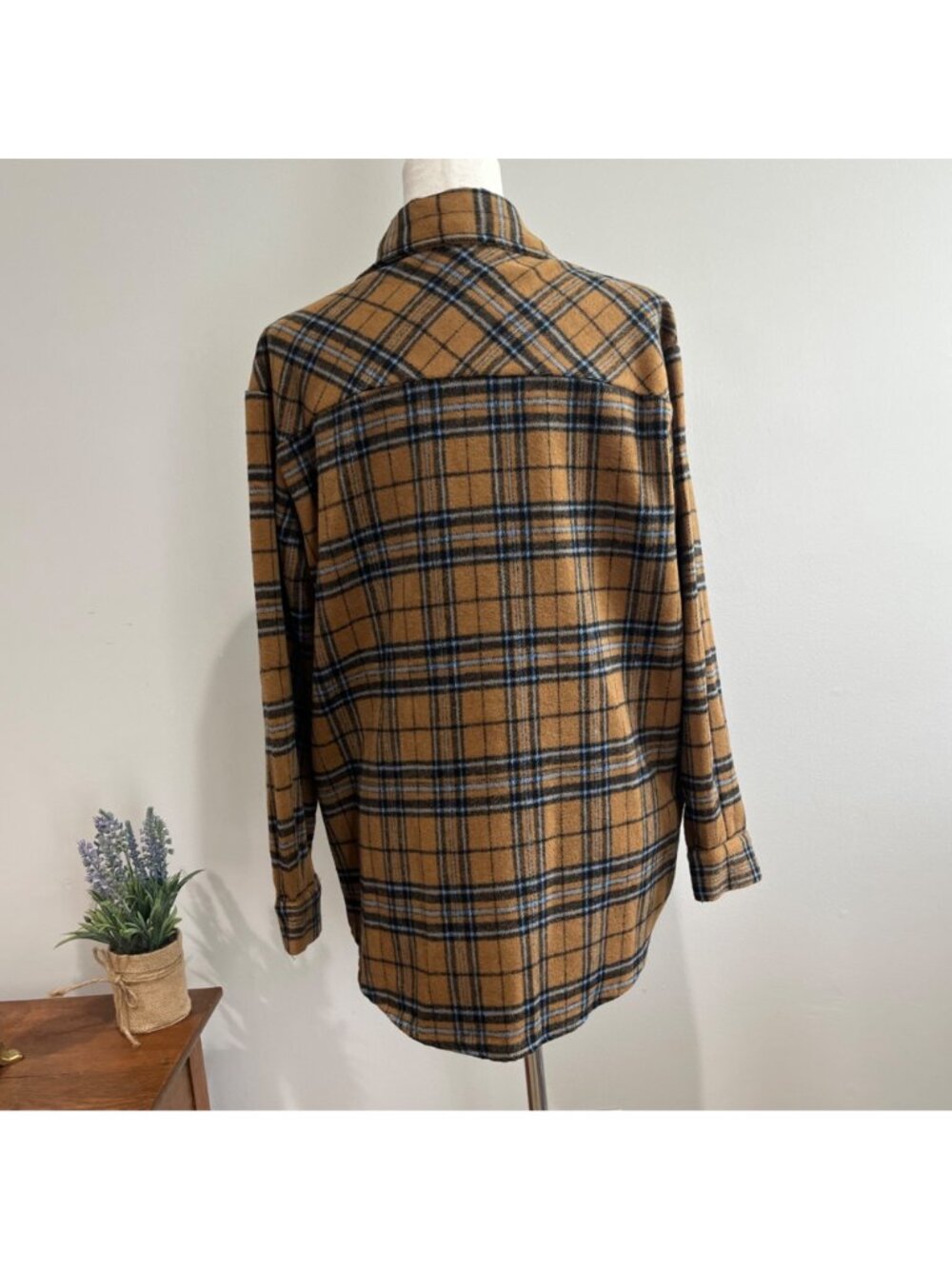 Veveret Flannel Plaid Shacket Womens S Brown/Blue Oversized Pockets - Picture 2 of 8
